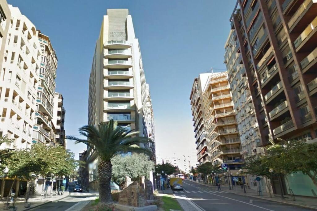 Apartamento Centro Rambla Alicante A ภายนอก รูปภาพ