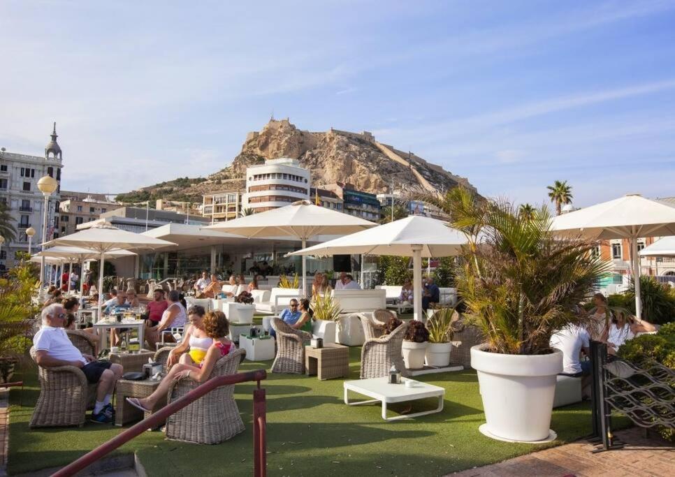 Apartamento Centro Rambla Alicante A ภายนอก รูปภาพ